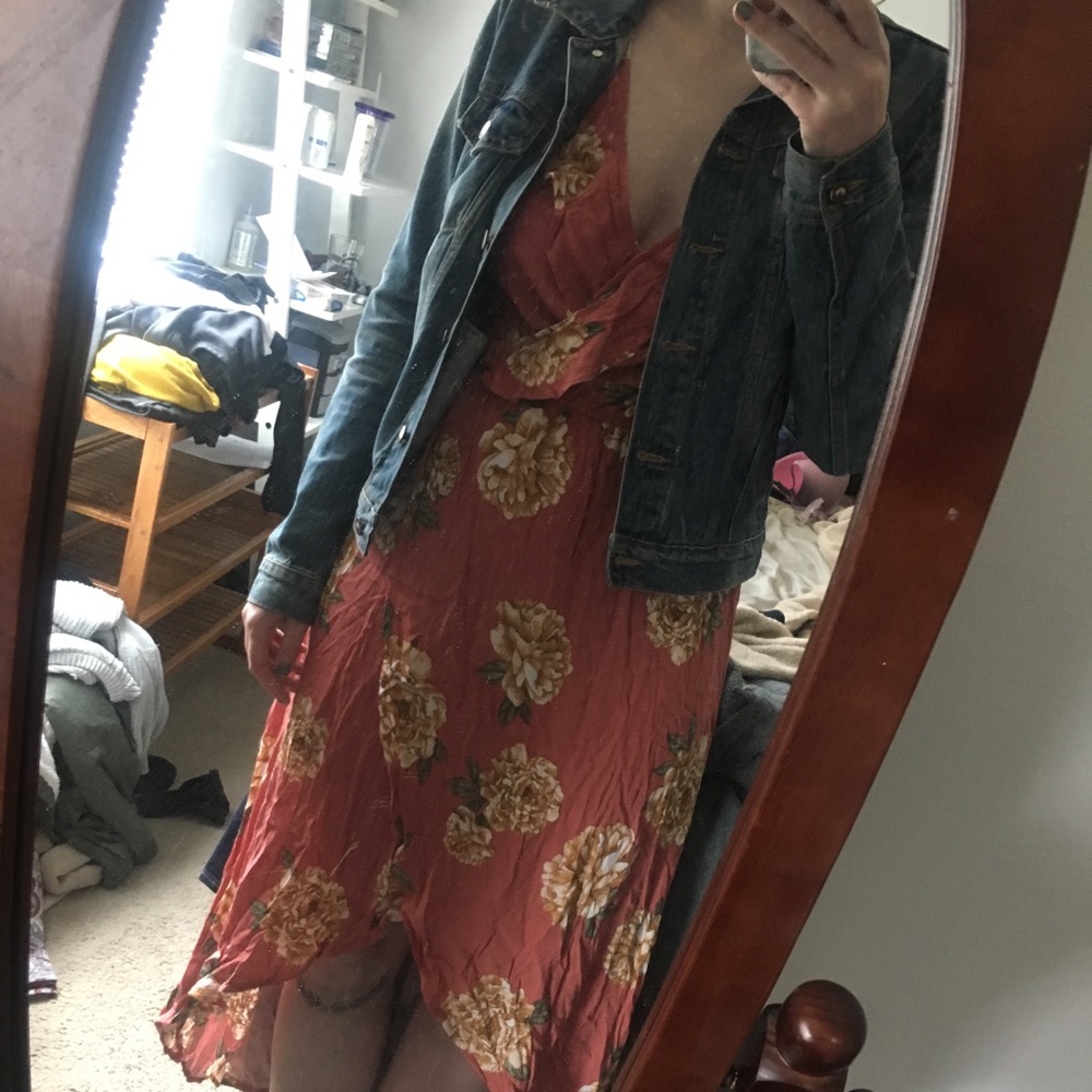 🛍 2/$20 Floral high low dress
